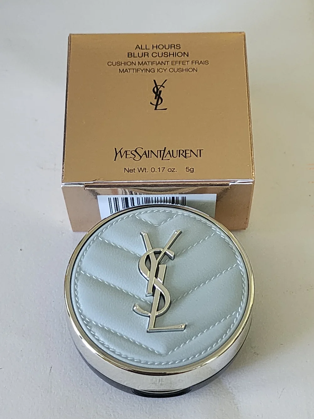 Yves Saint Laurent All Hours Blur Cushion – Black Compact